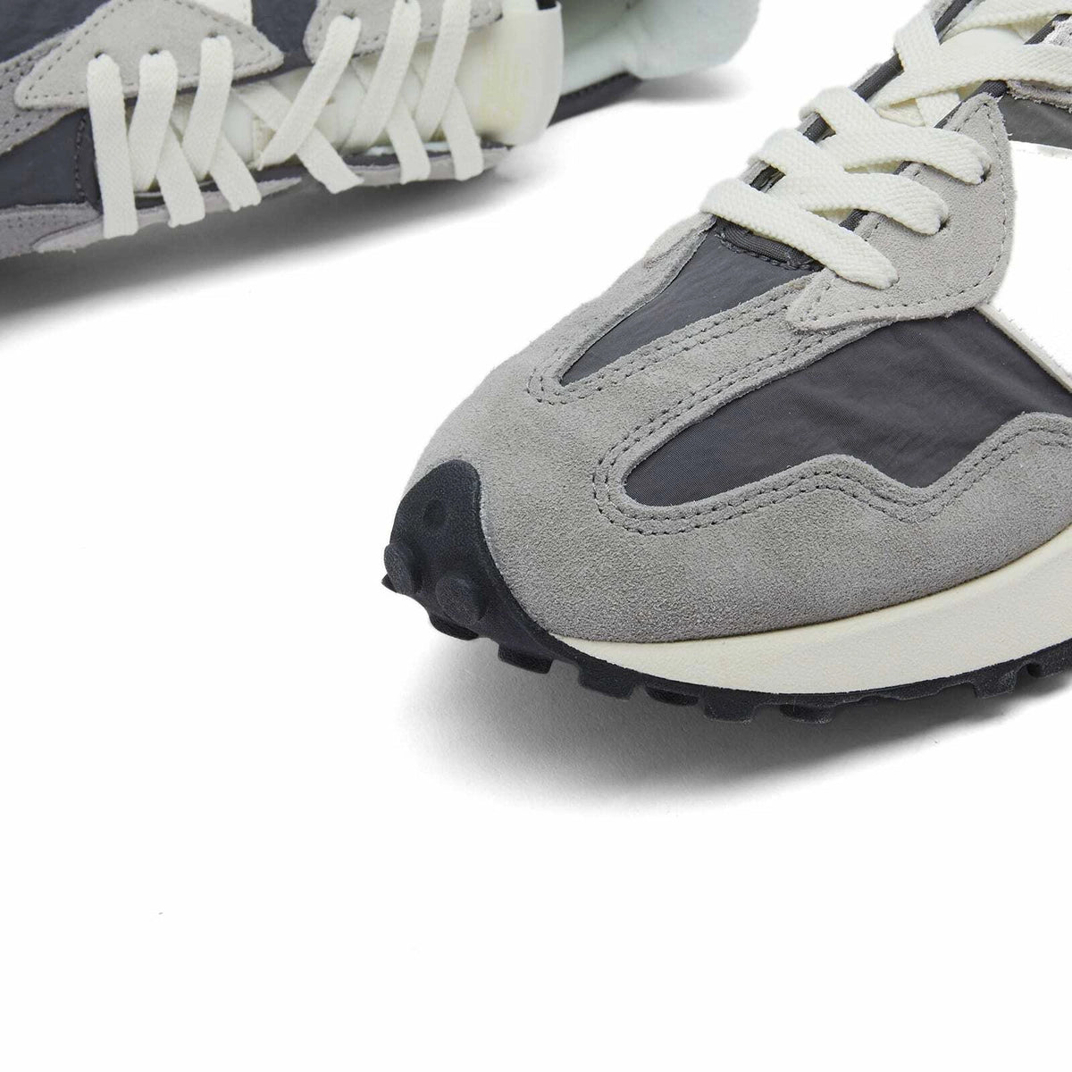 NEWBALANCE حذاء نسائي WS327PL