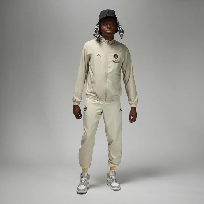 NIKE Paris Saint-Germain Strike Third
