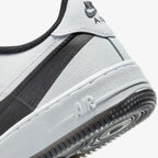 NIKE AIR FORCE 1 LV8 4