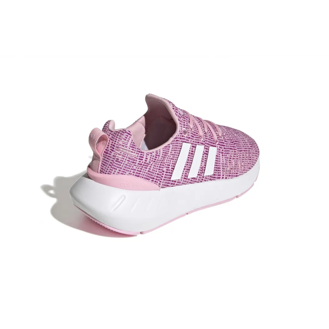 ADIDAS (SWIFT RUN 22