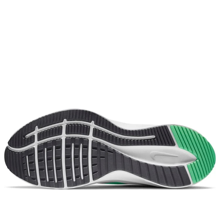 NIKE QUEST 3