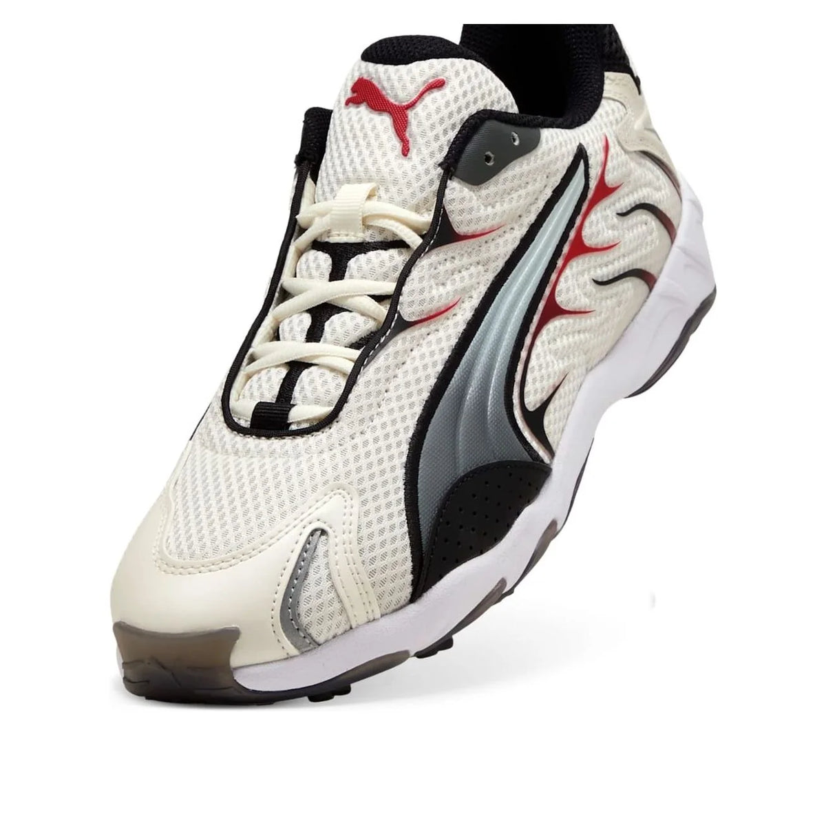 PUMA INHALE "أبيض دافئ وأحمر لكل الأوقات"