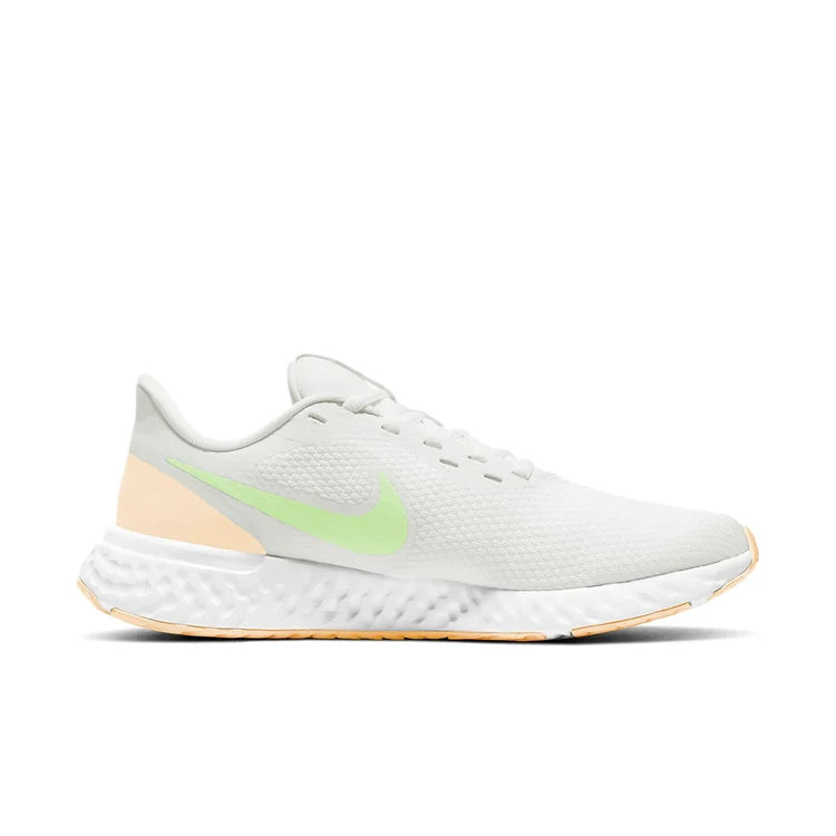 NIKE REVOLUTION 5 'SUMMIT WHITE'