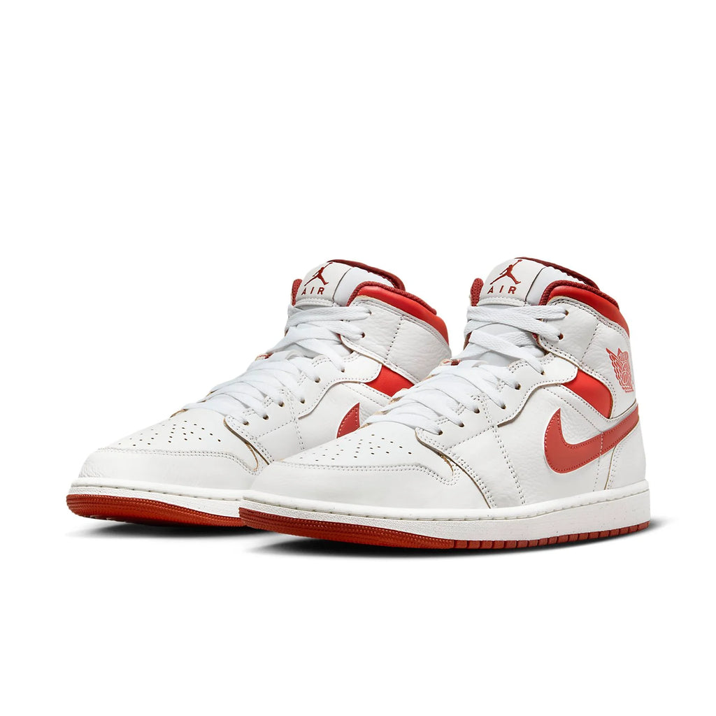 NIKE AIR JORDAN 1 MID SE 'DUNE RED'