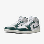 NIKE AIR JORDAN 1 MID SE
