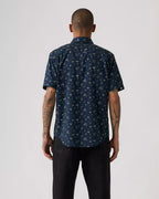 LEVI’S Short-Sleeve Classic One Pocket Standard Fit Shirt