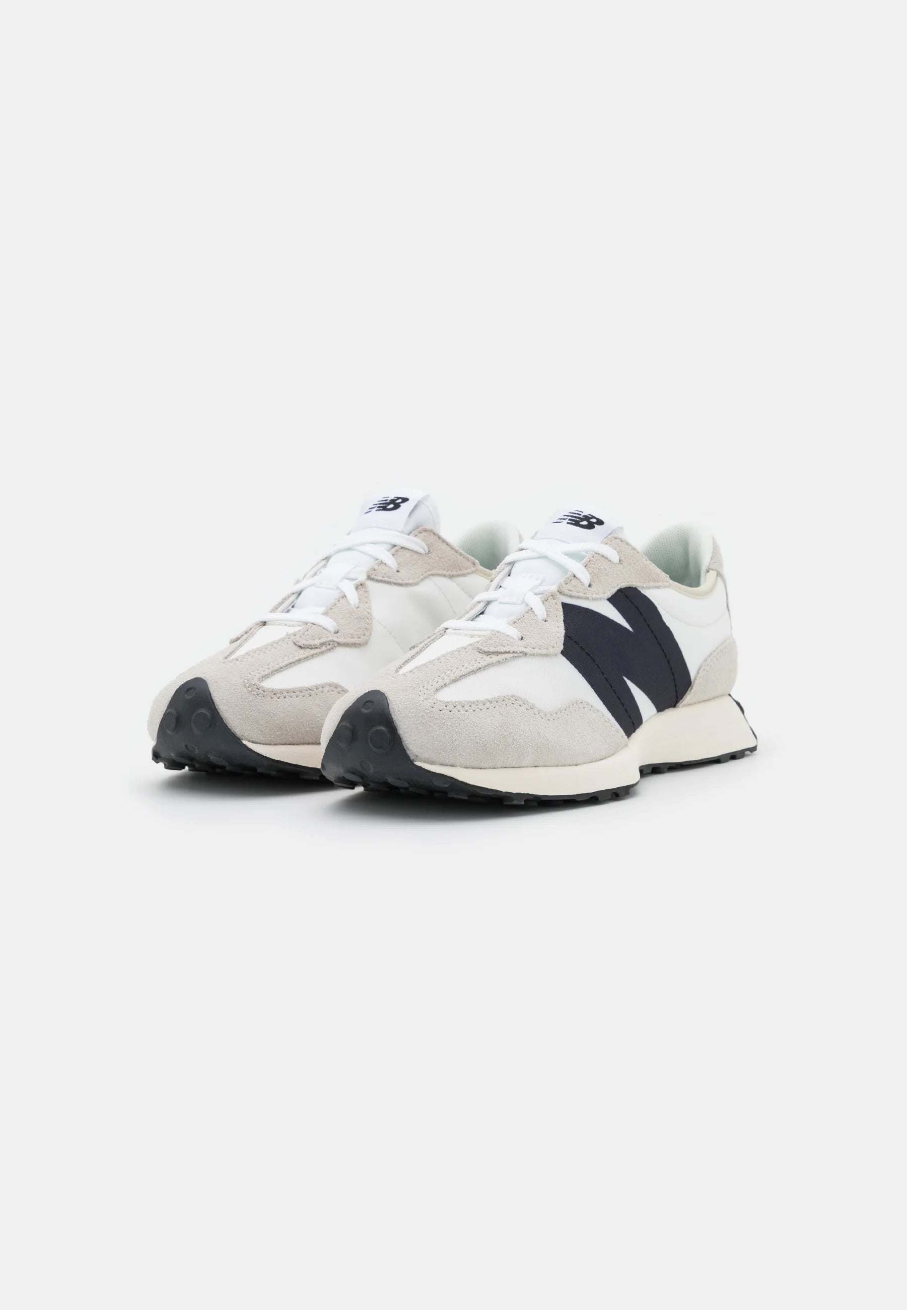 NEW BALANCE GS327FE