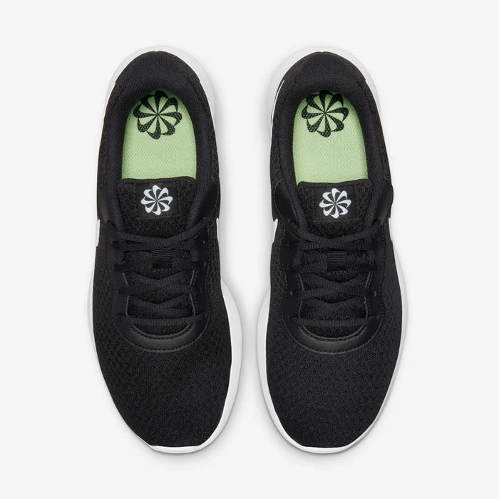 NIKE TANJUN
