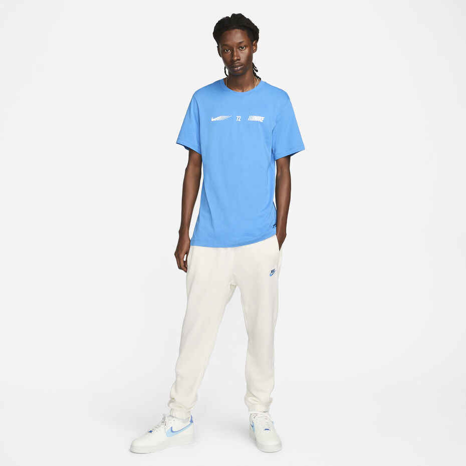 Nike Sportswear Standard Issue