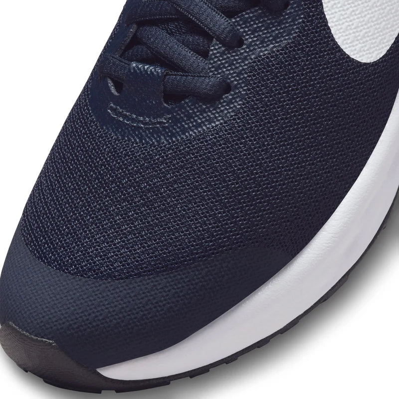 NIKE REVOLUTION 6