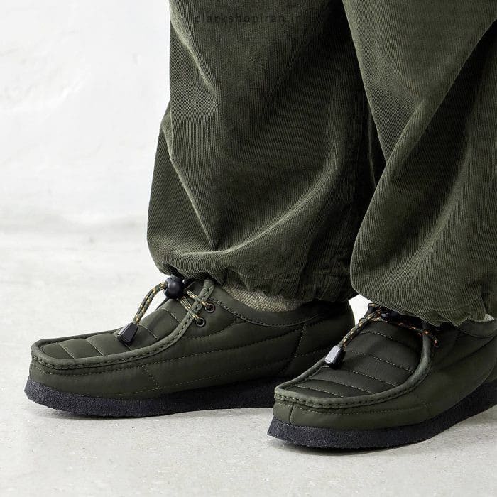 CLARKS WALLABEE QUILTED MOCCASIN DOWN SHOES