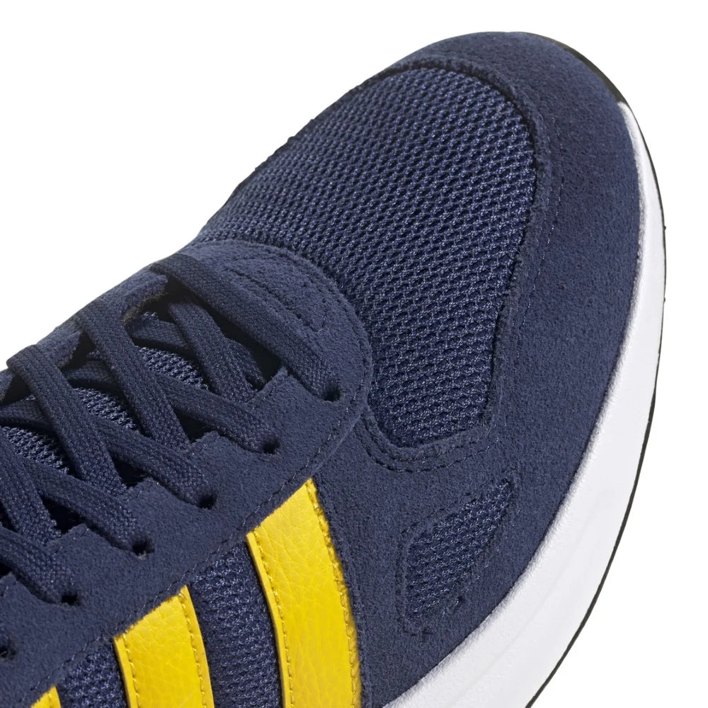 ADIDAS Run 84 Shoes