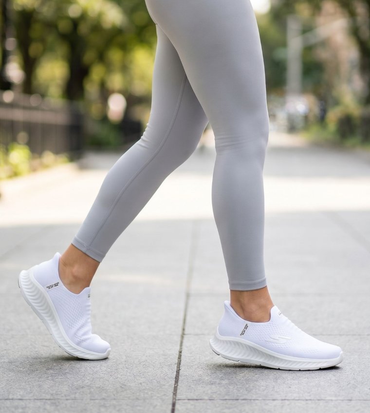 SKECHERS سليب-إنس: جو ووك ناو - أناهي