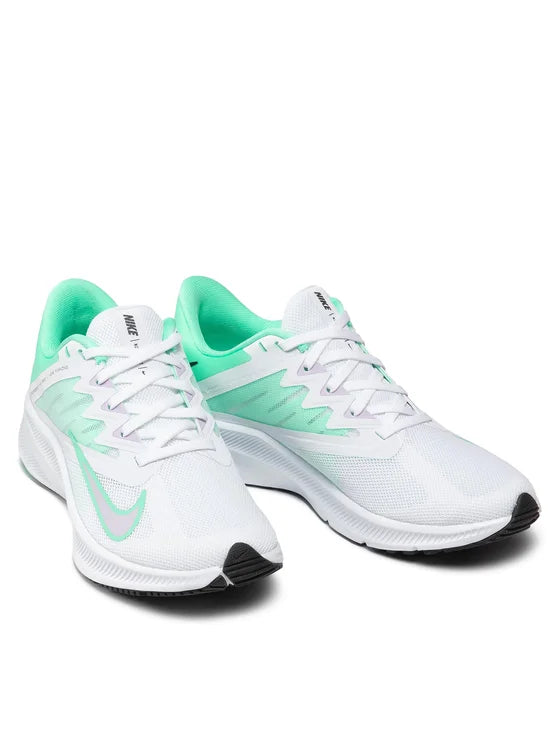 NIKE QUEST 3