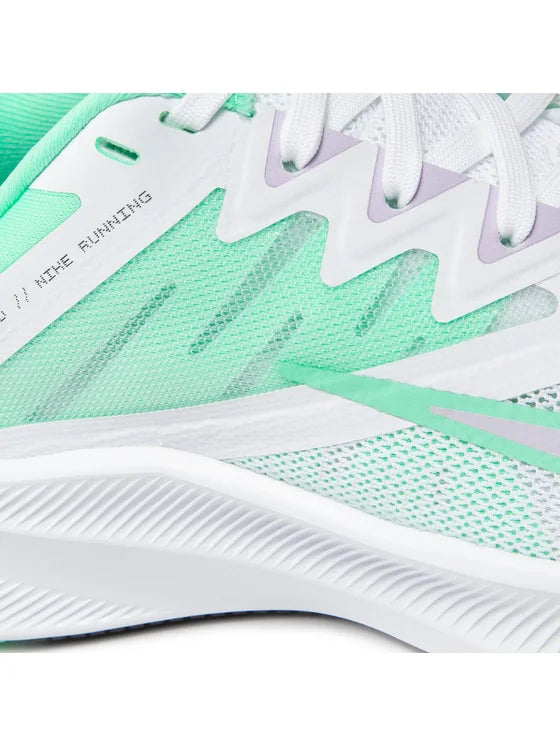 NIKE QUEST 3