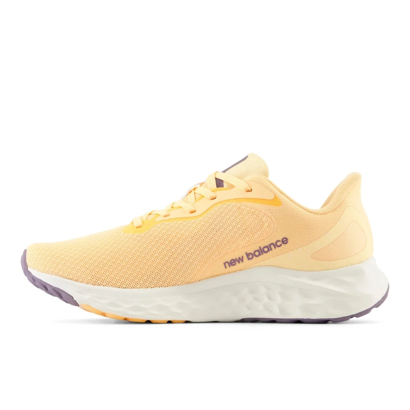 NEW BALANCE أحذية نسائية - Arishi V4 - WARISCS4 - سولار فلير