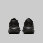 NIKE REVOLUTION 7
