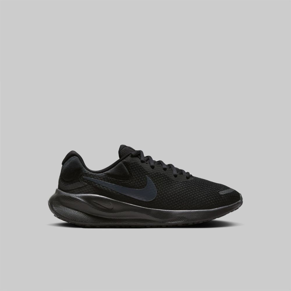 NIKE REVOLUTION 7