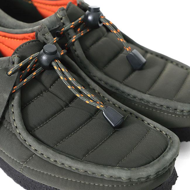 CLARKS WALLABEE QUILTED MOCCASIN DOWN SHOES