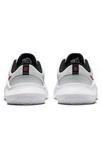 NIKE MEN'S LEGEND ESSENTIAL 3 WALKING SHOES