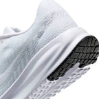 NIKE RUN DEFY