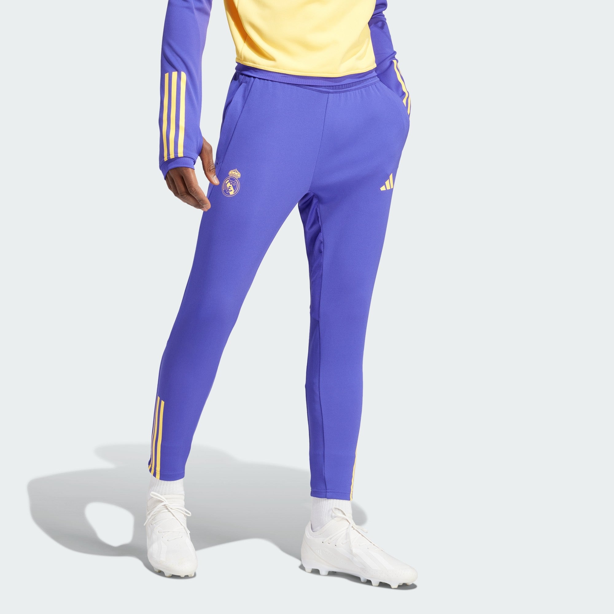 ADIDAS  Real Madrid Training Trousers Tiro 23 - Energy Ink - ['Purple']
