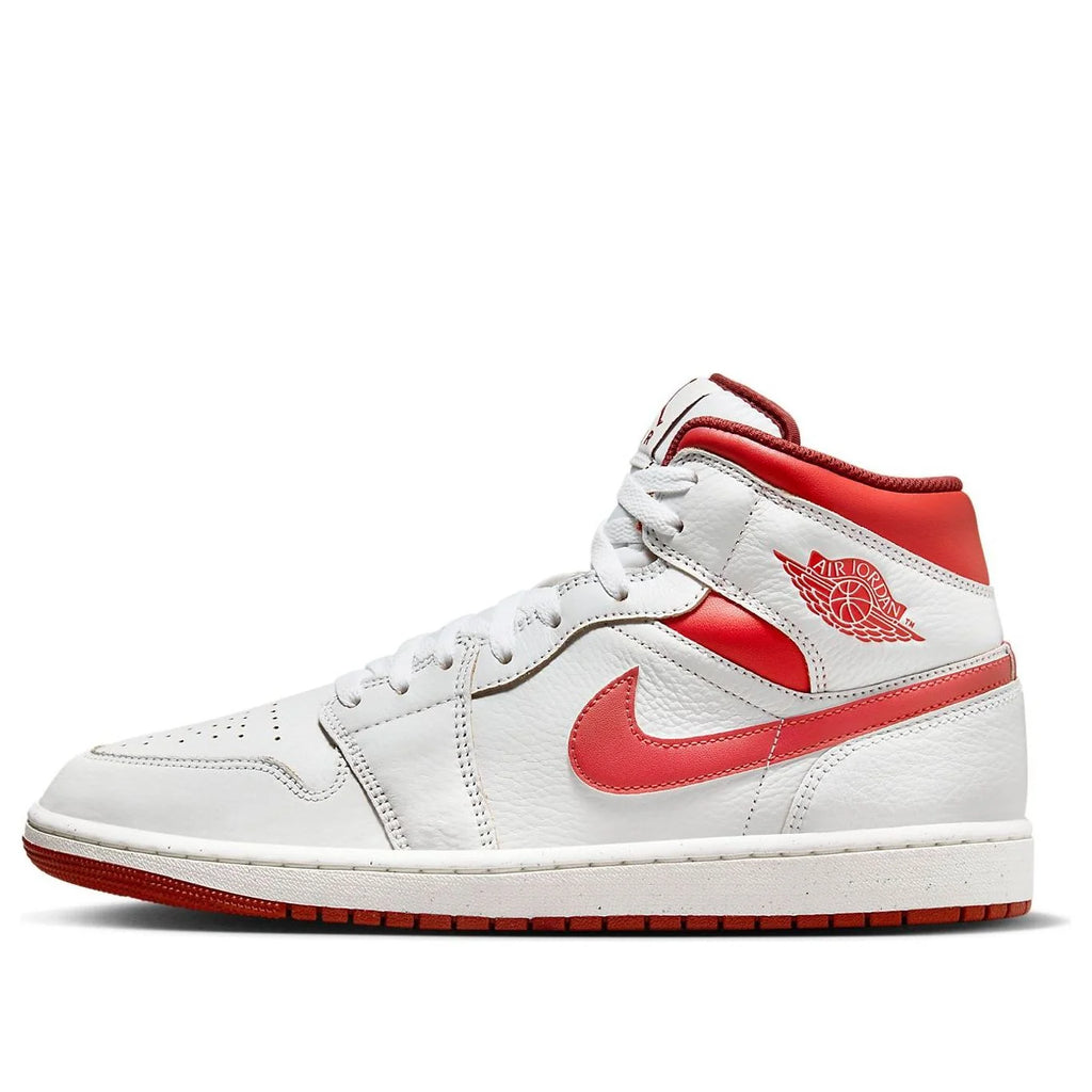 NIKE AIR JORDAN 1 MID SE 'DUNE RED'
