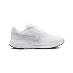 NIKE RUN DEFY