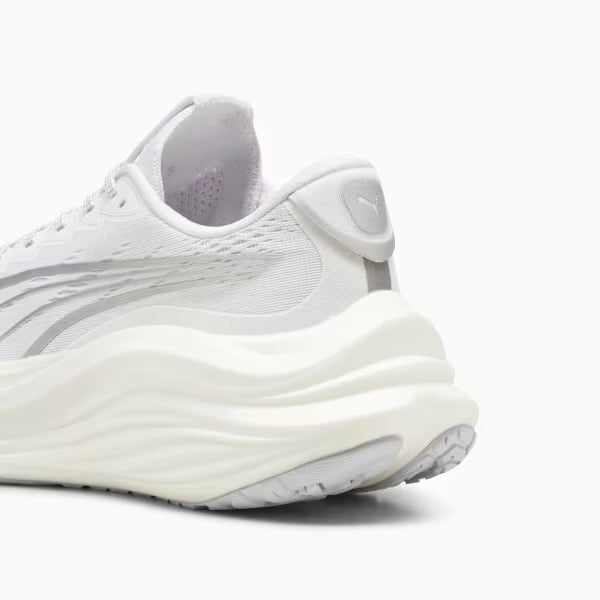 PUMA MagMax Nitro 'White Silver'