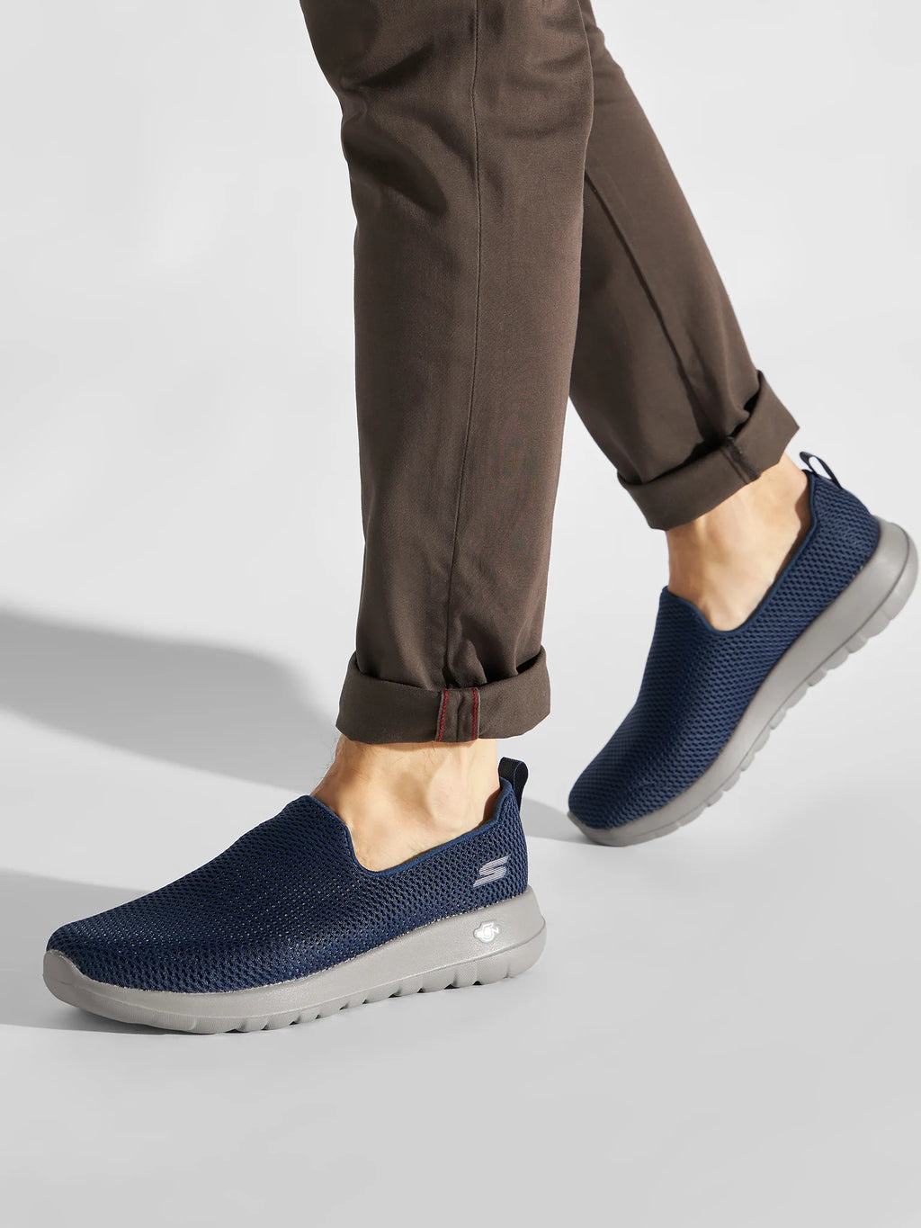SKECHERS Go Walk Max-athletic Air Mesh Slip on Walking Shoe