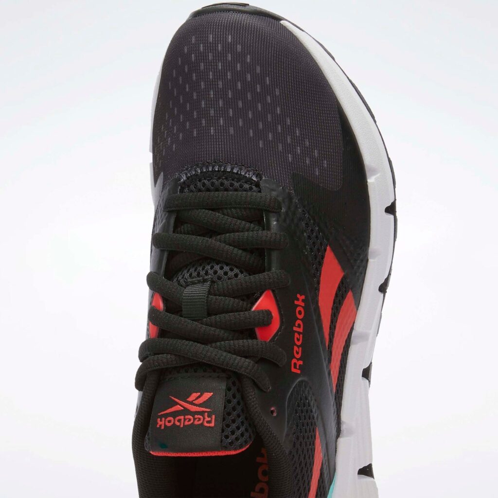 REEBOK زيج ديناميكا 5
